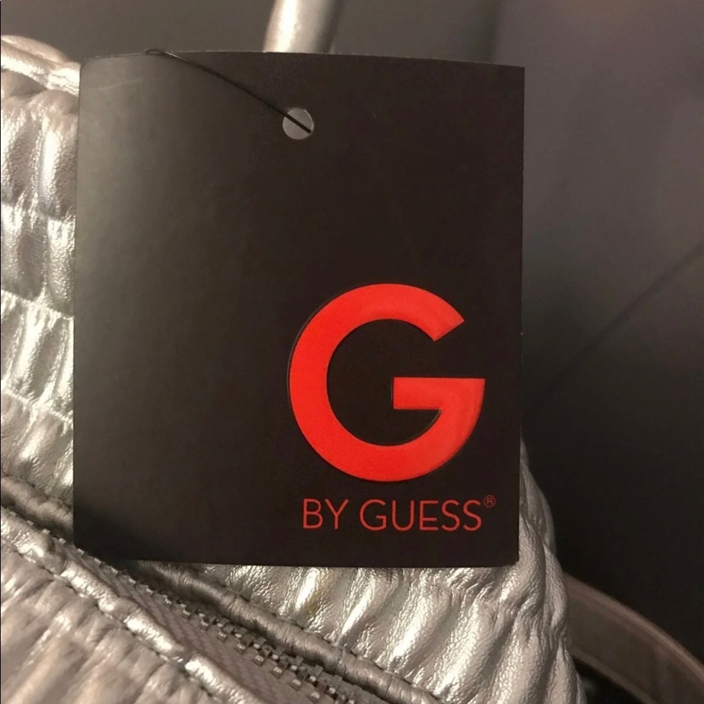Guess backpack - Picture 2 of 7